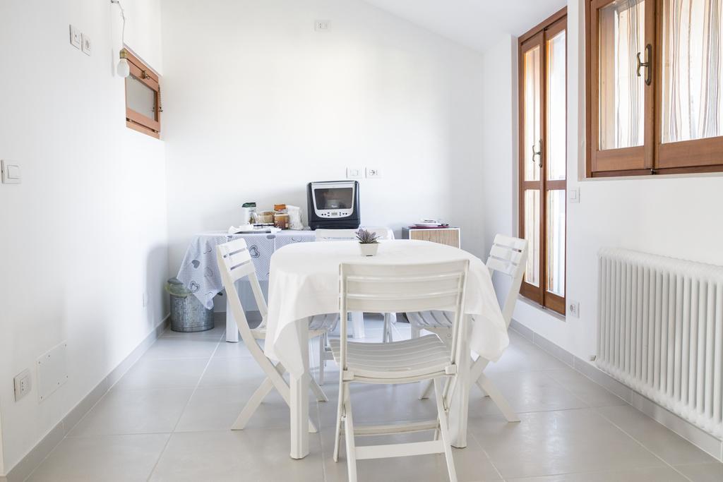Bianco Nuvola Bed & Breakfast Montecchio  Luaran gambar